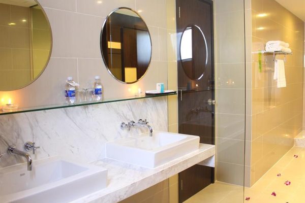 Palace Hotel Saigon4